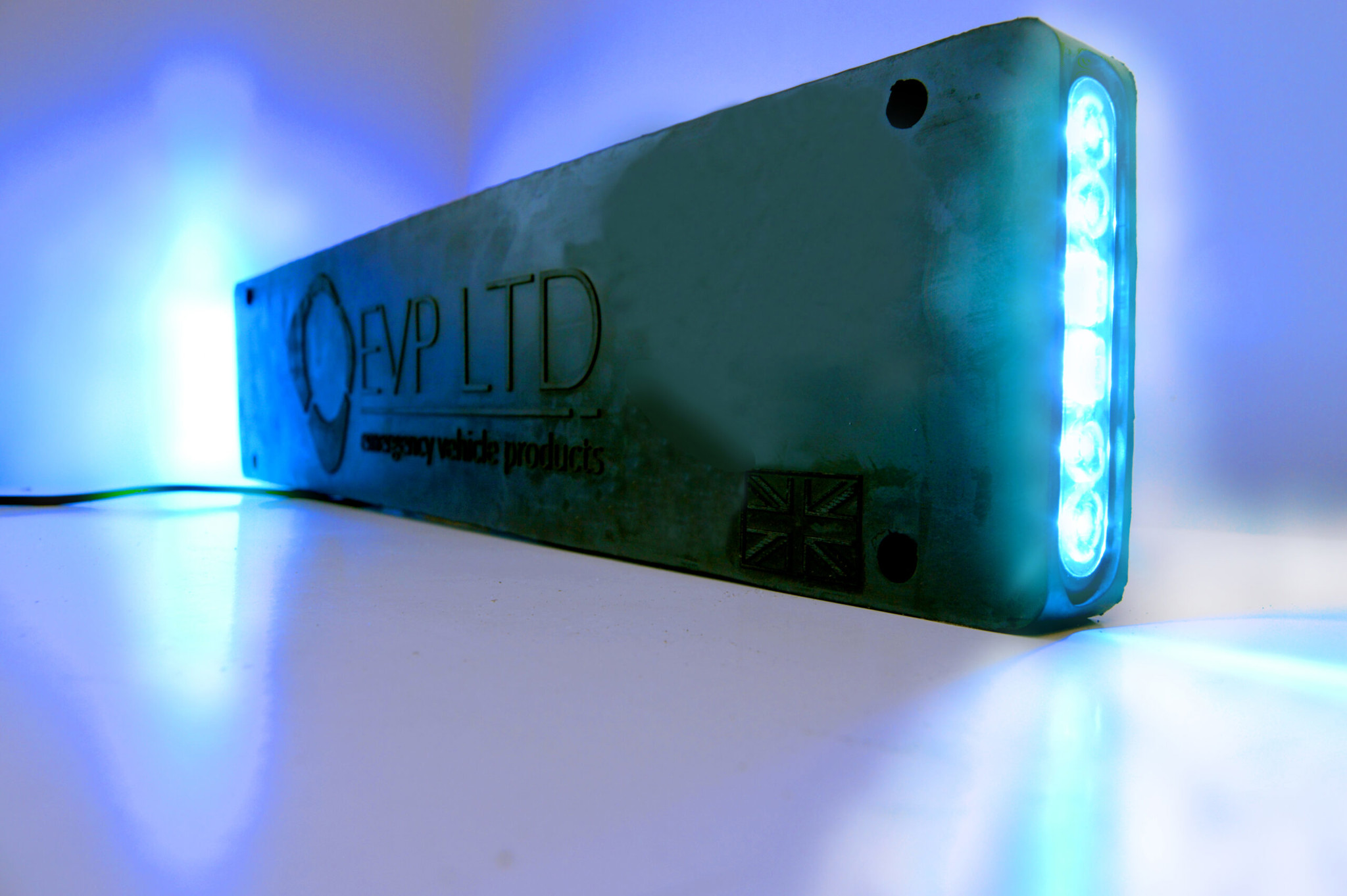 CHAMELEON Rubber Fend Off Plate mit Fascia4 ECE-R65 Lights